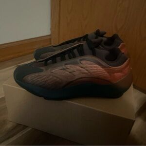 Yeezy 700 v3 copper fade